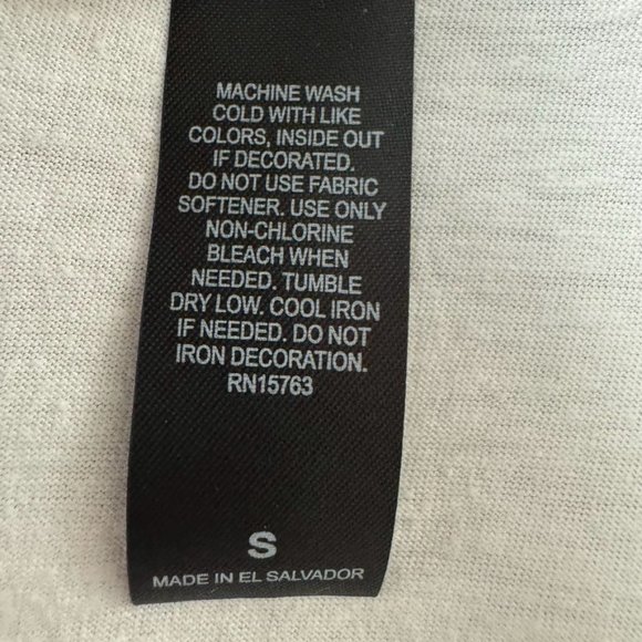 Hanes V-Neck Shirt and Tank Top  Pack of 2 -NWOT - Picture 6 of 6